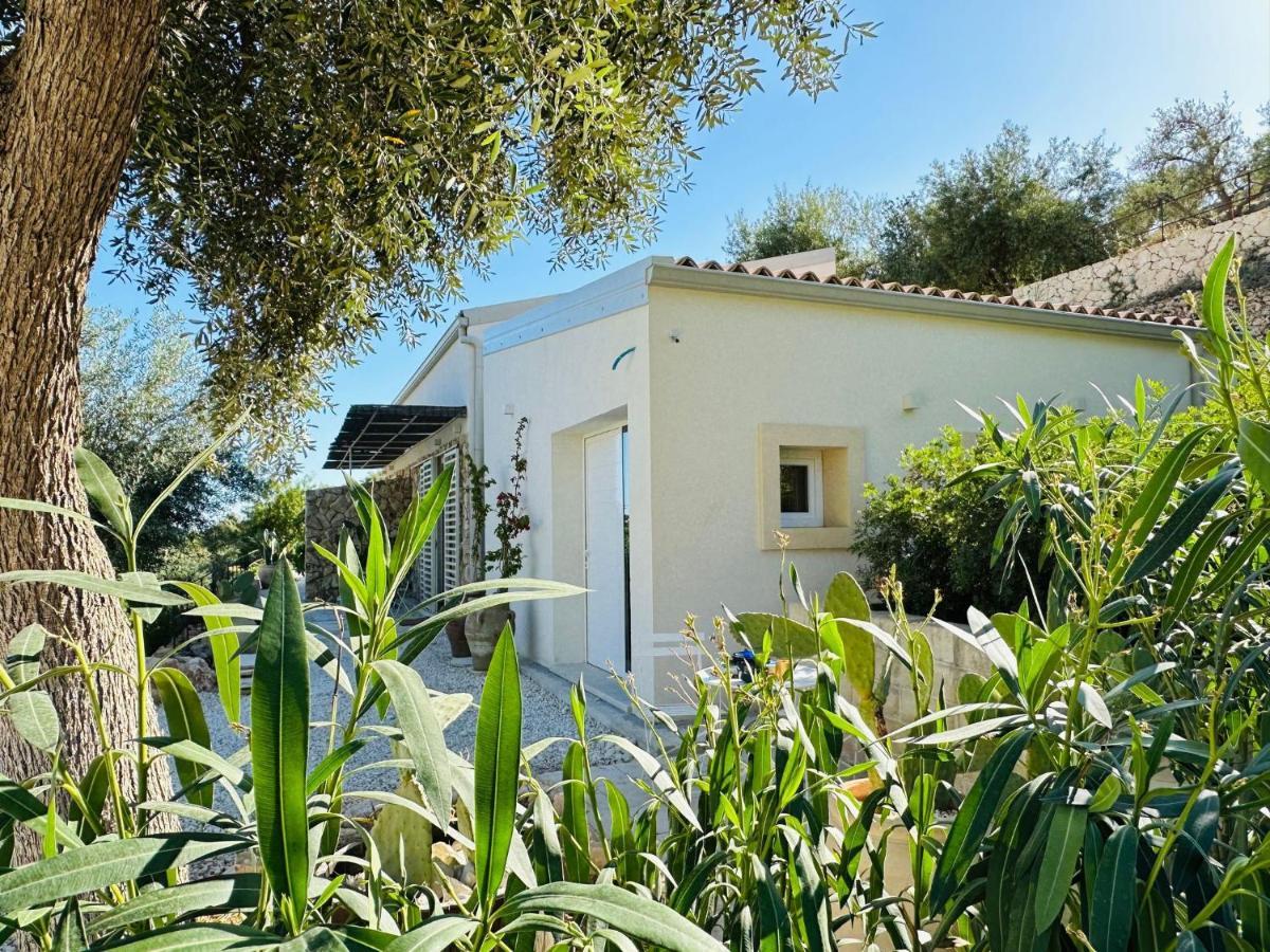 Azalo Country House Noto Exterior photo